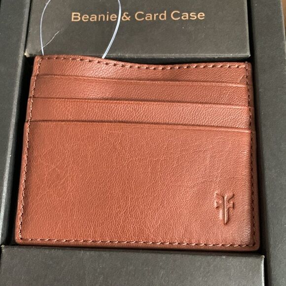 NIB Frye Pom Pom beanie and card case gift set - Picture 2 of 3